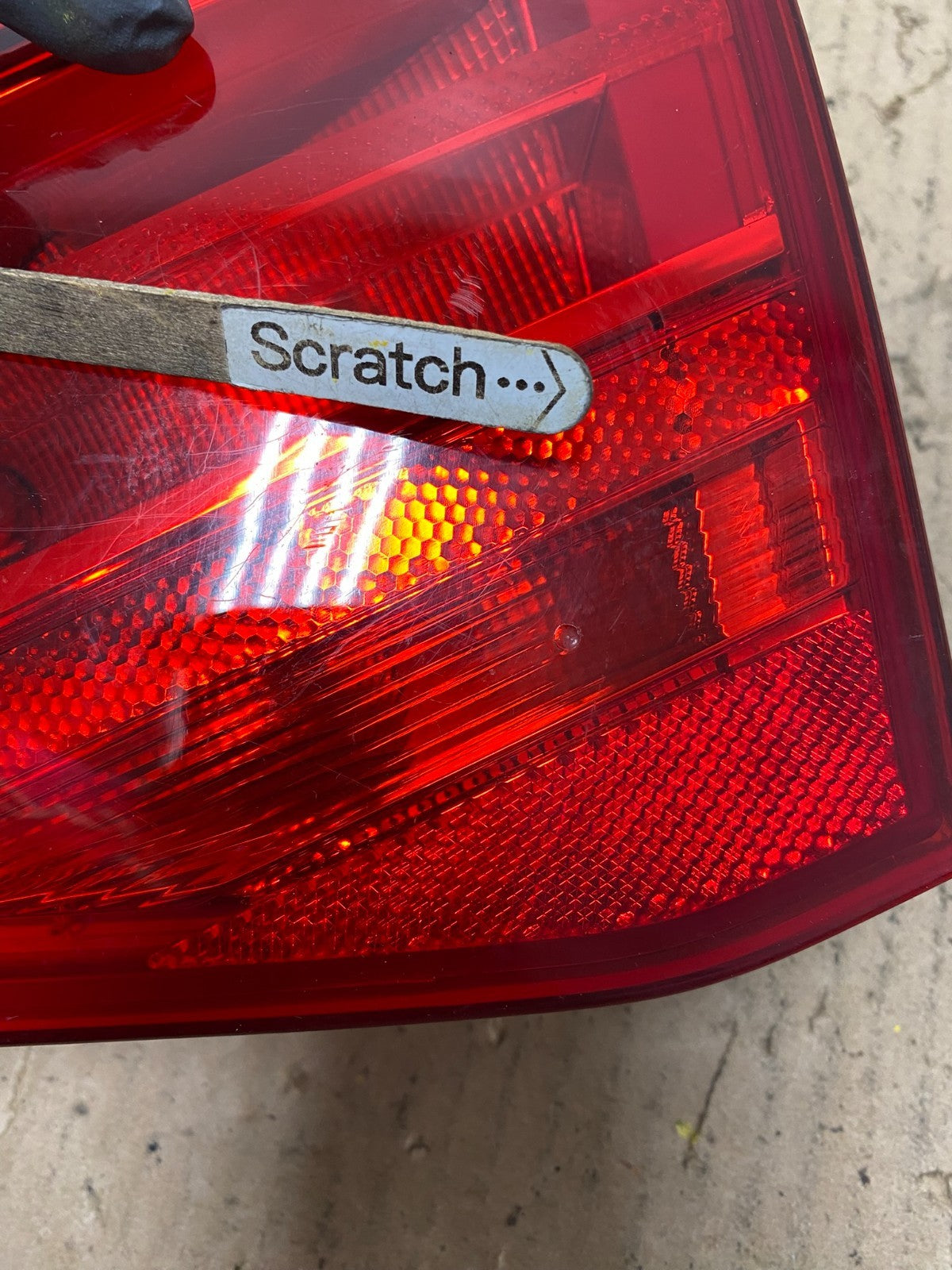 2009-2012 Audi A4 Wagon Avant Right Passenger Side Inner Tail Light P9728 DW5