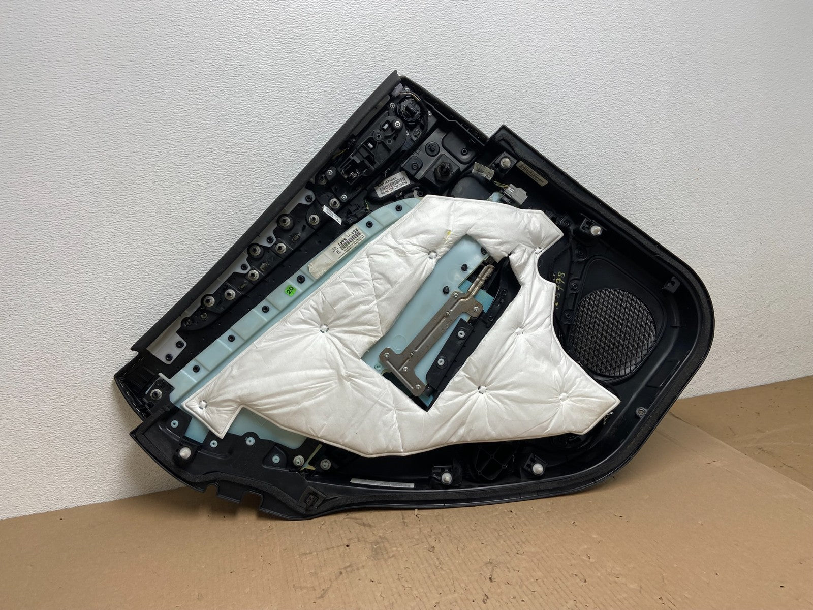 2015 to 2019 Lincoln MKC Rear Right Passenger RH Side Trim Door Panel ae8778 DG8