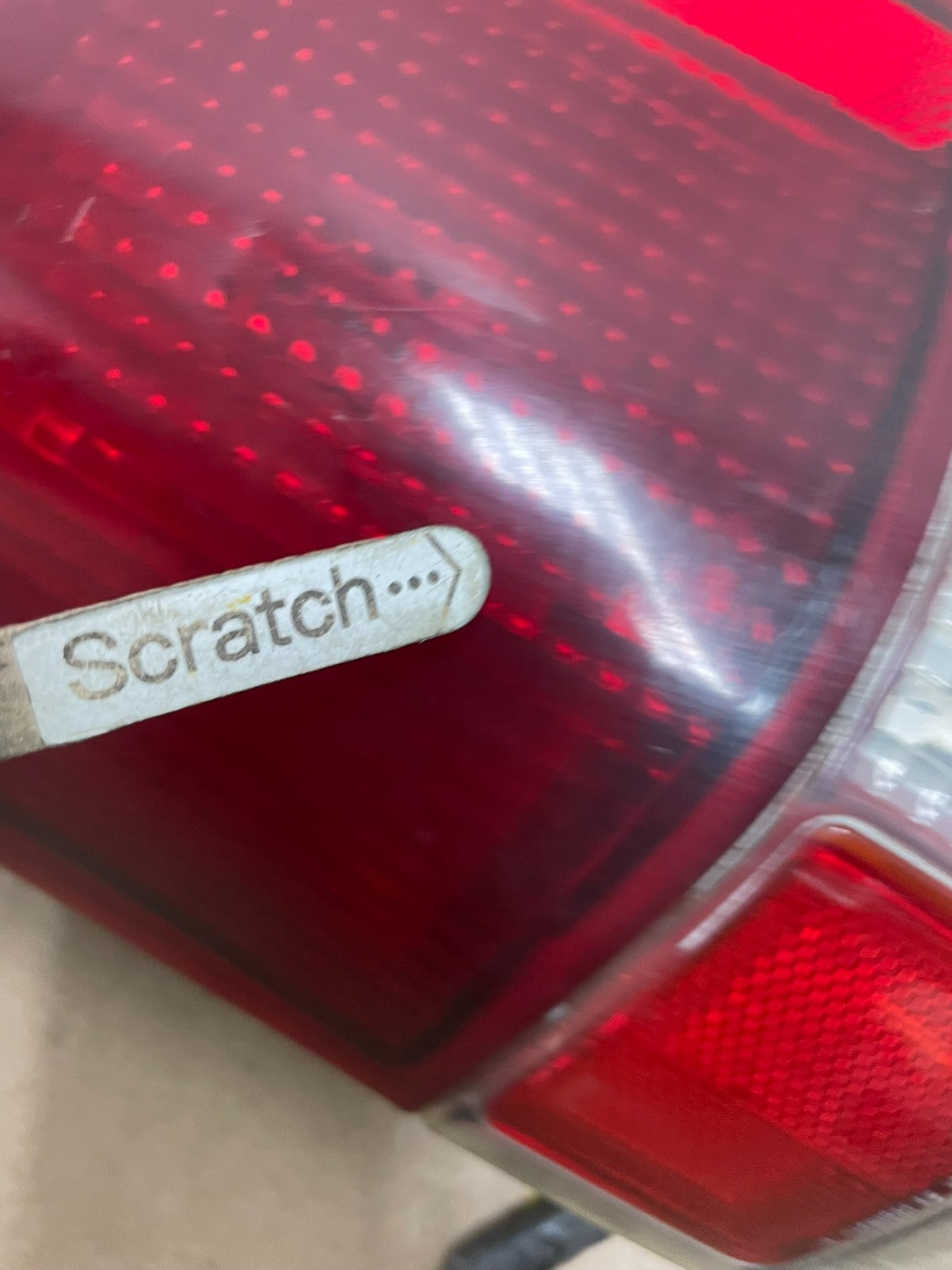 2000 to 2002 Chevrolet Express Left LH Side Tail Light Oem Q4284 DW4