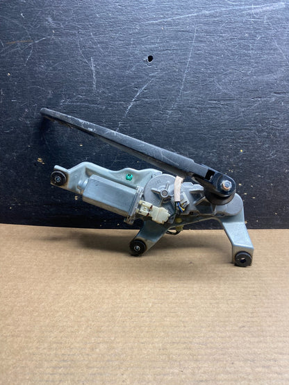 2005 to 2009 Subaru Legacy Outback Rear Windshield Wiper Motor AA06370