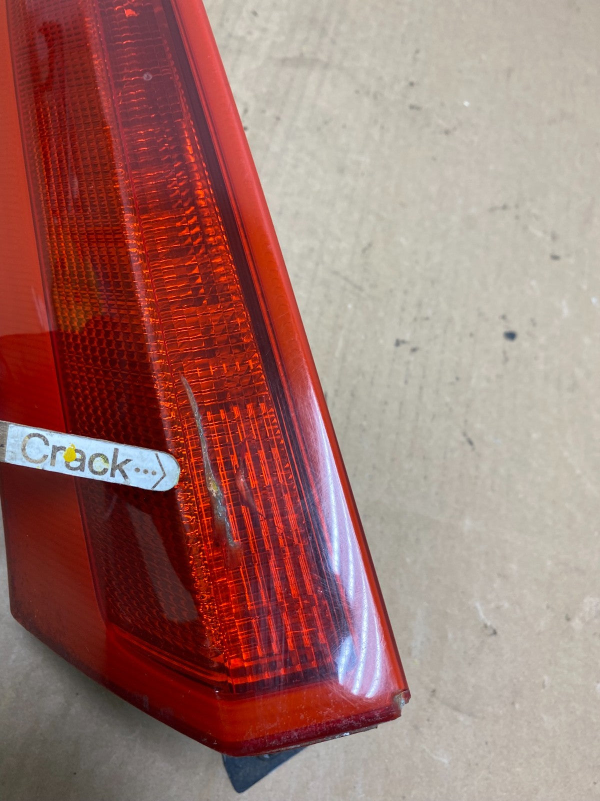 2003 to 2006 Volvo XC90 Left Driver LH Side Upper Tail Light OEM S0594 DW6