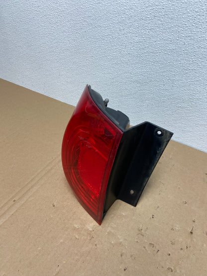 2009 to 2014 Volkswagen Routan Left Driver LH Side Tail Light AB6796 DW1