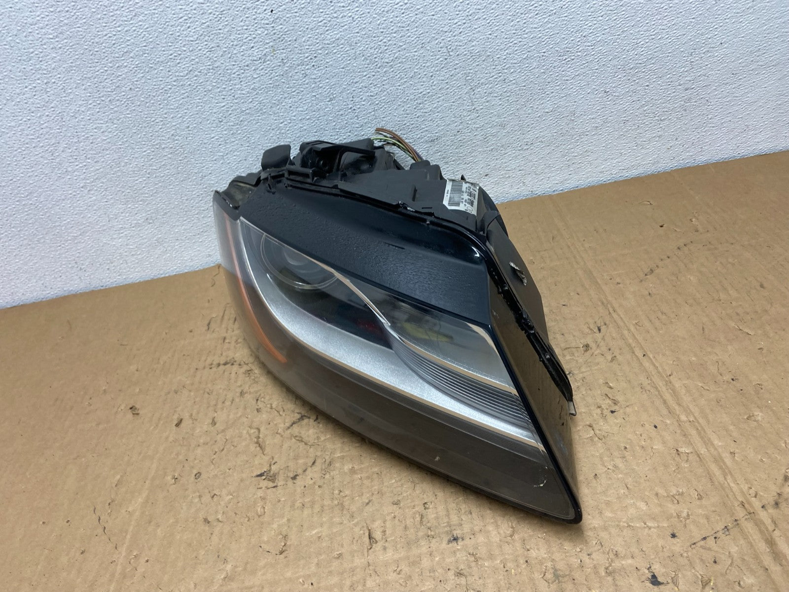 2008 to 2012 Audi A5 S5 Xenon HID Right Passenger Side Headlight AC8249 DW1