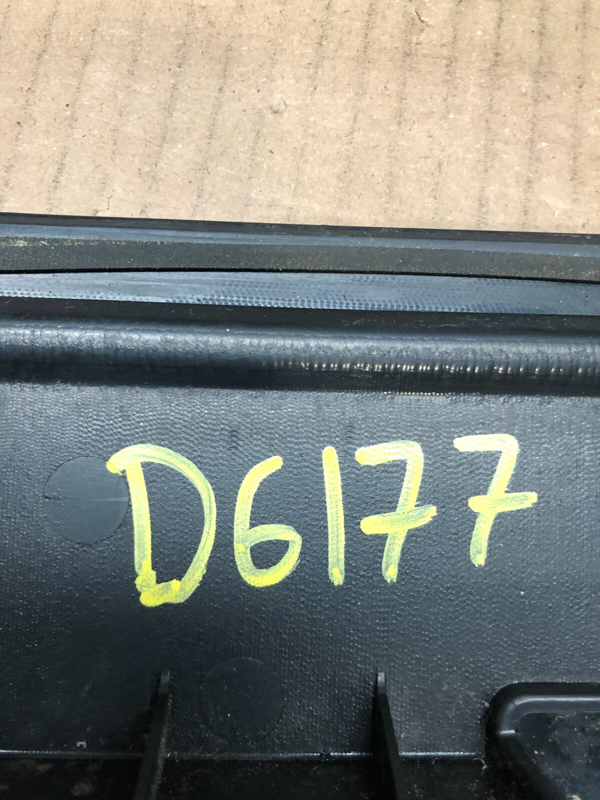 2008 2009 2010 Honda Odyssey Rear Trunk Spoiler Gate Oem  D6177 DG11