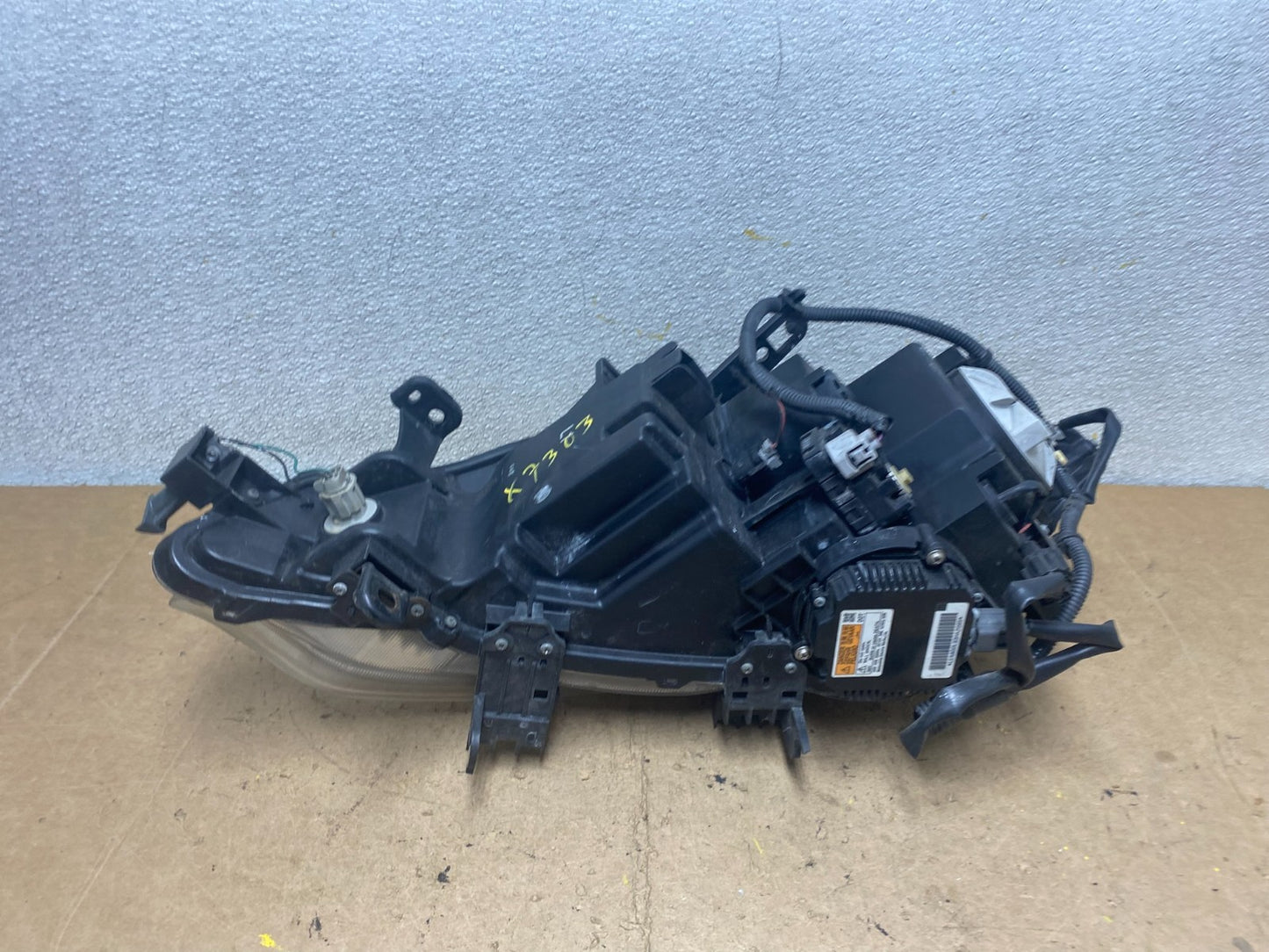 2011 to 2014 Nissan Murano Headlight Right Passenger Rh Oem Xenon Hid X7303 DW8