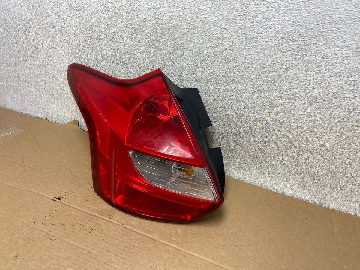 2012 2013 2014 Ford Focus Tail Light Hatchback Left Driver Lh Side AH7807 LK2