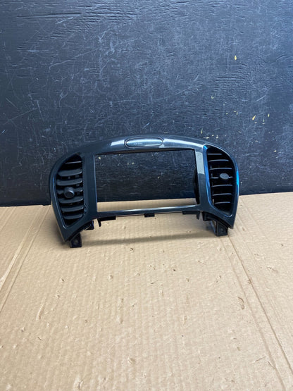 2011 to 2014 Nissan Juke Center Console Radio Bezel Trim af6182 DG0