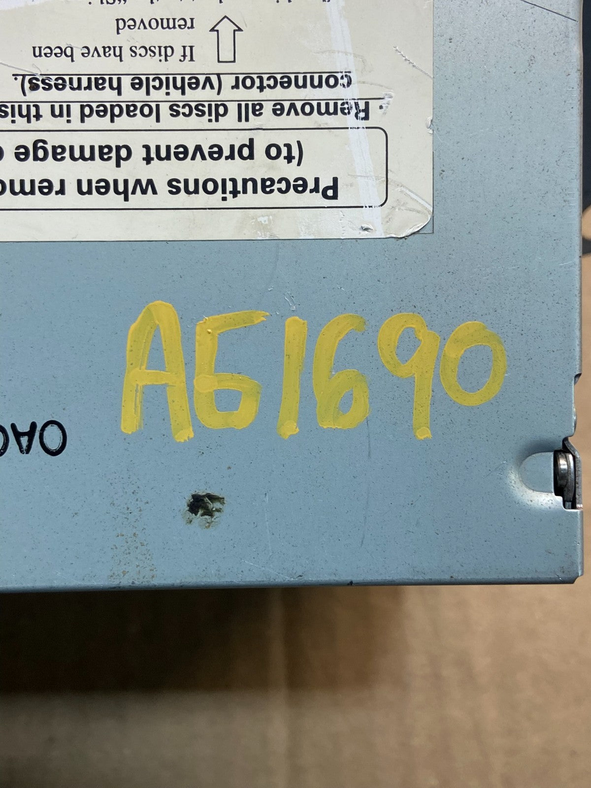 2006 Lexus RX400h Radio Casette AM-FM CD Player ag1690 DG8