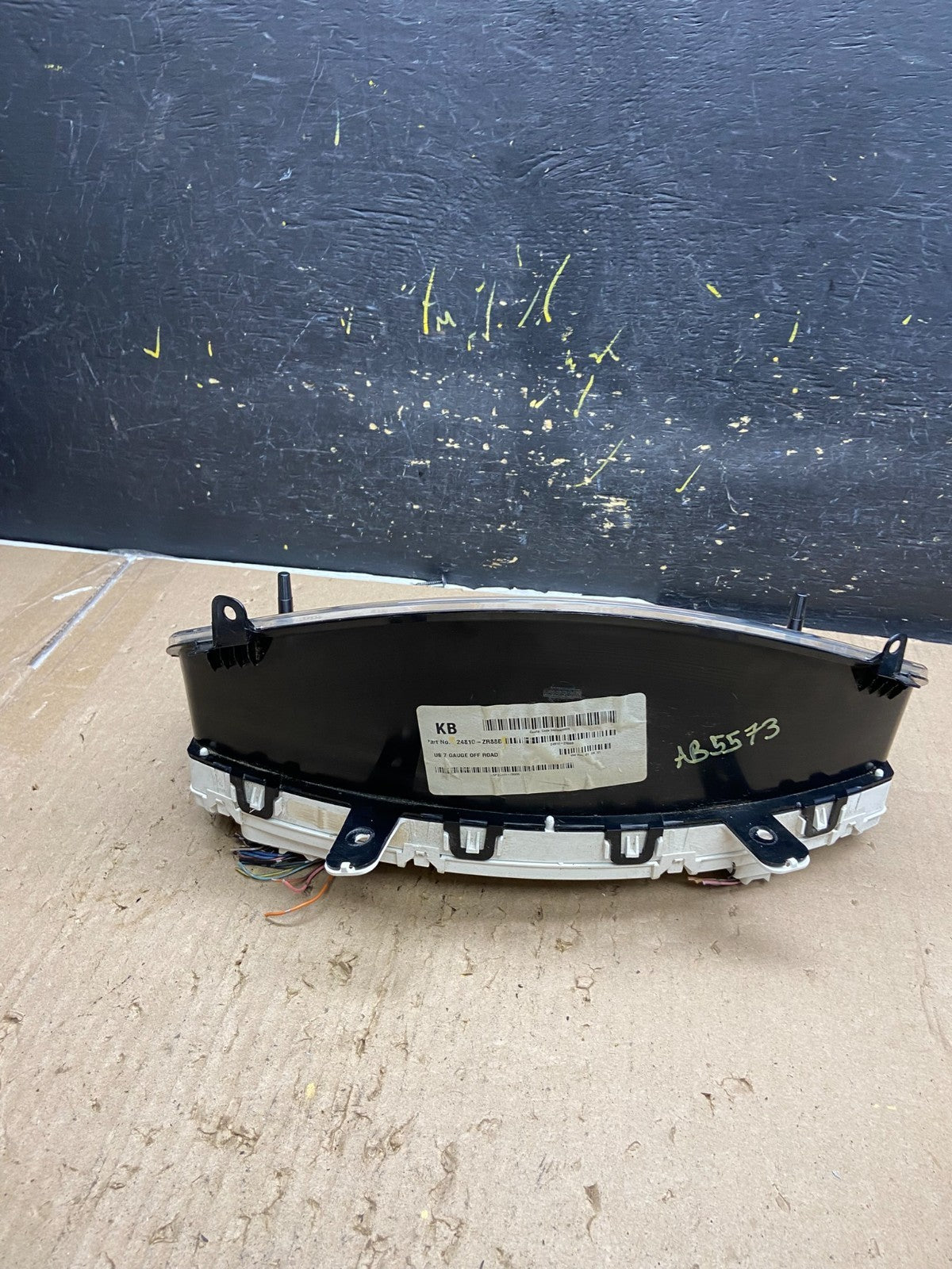 2010 Nissan Titan Speedometer Cluster Gauge Bezel AB5573 DG4