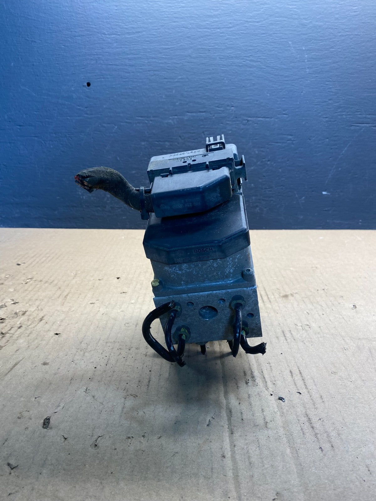 2002-2005 Maserati Coupe 4200 M138 ABS AntiLock Brake Pump Module AC0986  DG1