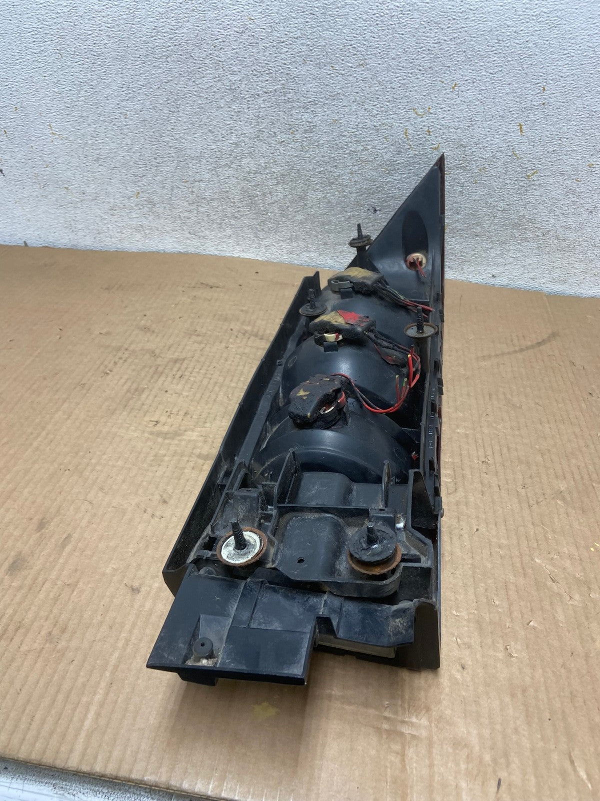 1982 to 1992 Chevrolet Camaro Left Driver LH Side Tail Light AI7069 LK8