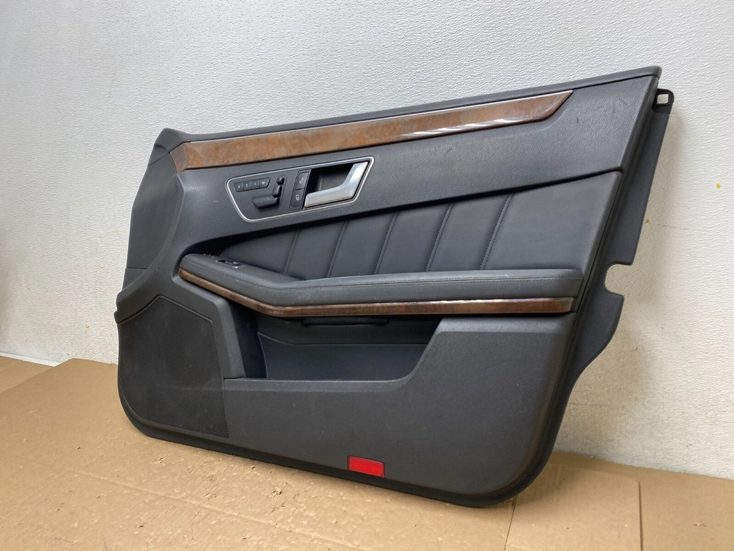 2014 to 2016 Mercedes E-Class Sedan Front Right Rh Side Door Panel H6283 PS1