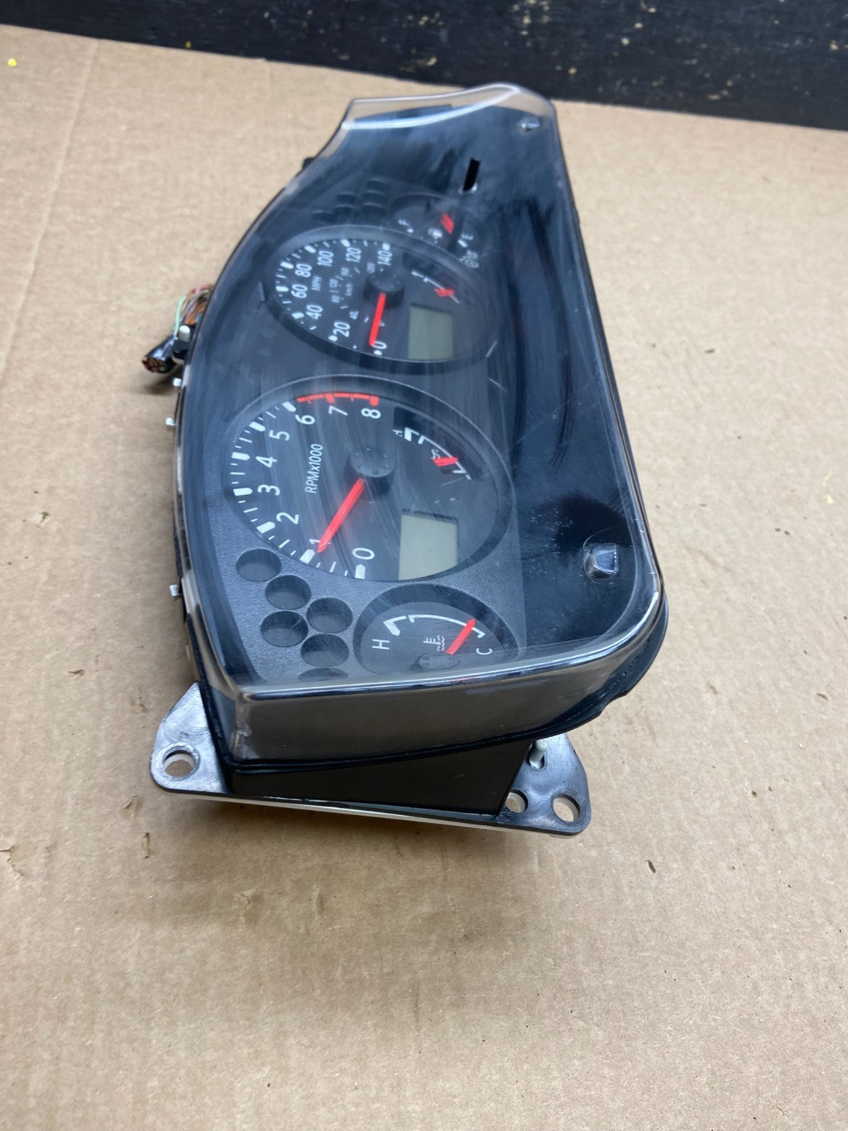2011 Nissan Xterra Speedometer Instrument Cluster OEM X6570 DG1