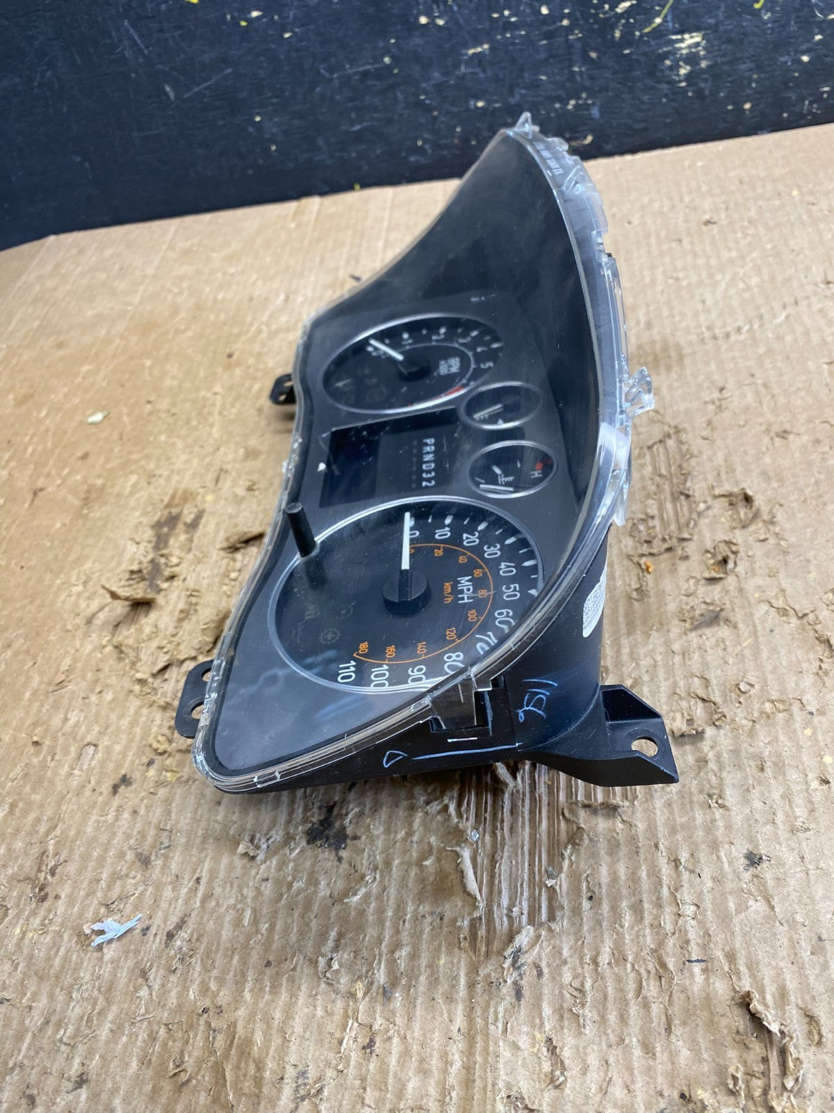2006 to 2010 Hummer H3 Dash Cluster Gauge Speedometer OEM Z9797 DG3