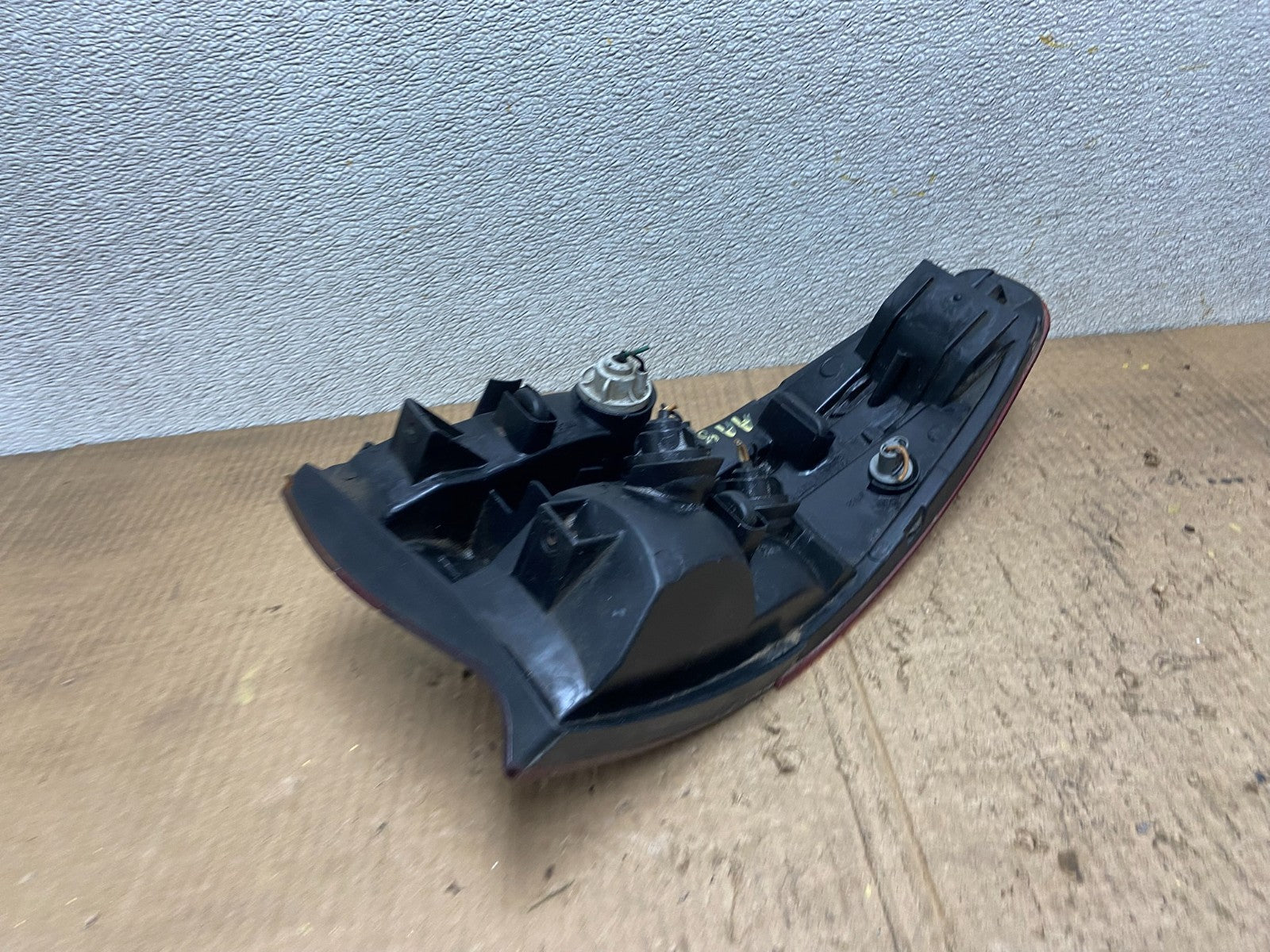 1992 Saturn SC2 Right Passenger RH Side Tail Light AA8289 DW5