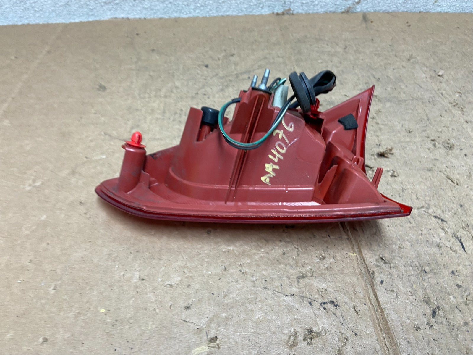 2008-2012 Infiniti Ex35 Inner Left Driver LH Side Tail Light OEM AA4076 DW6