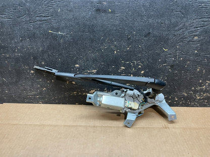 2005 to 2009 Subaru Legacy Outback Rear Windshield Wiper Motor AA90100