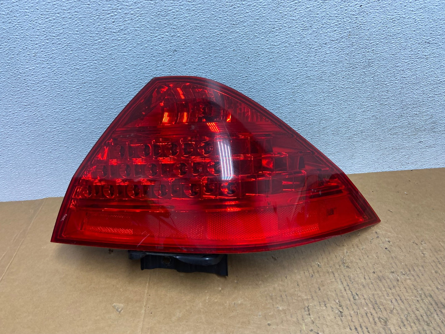 2006 - 2007 Honda Accord Right Passenger Side Tail light AE0625 LK0