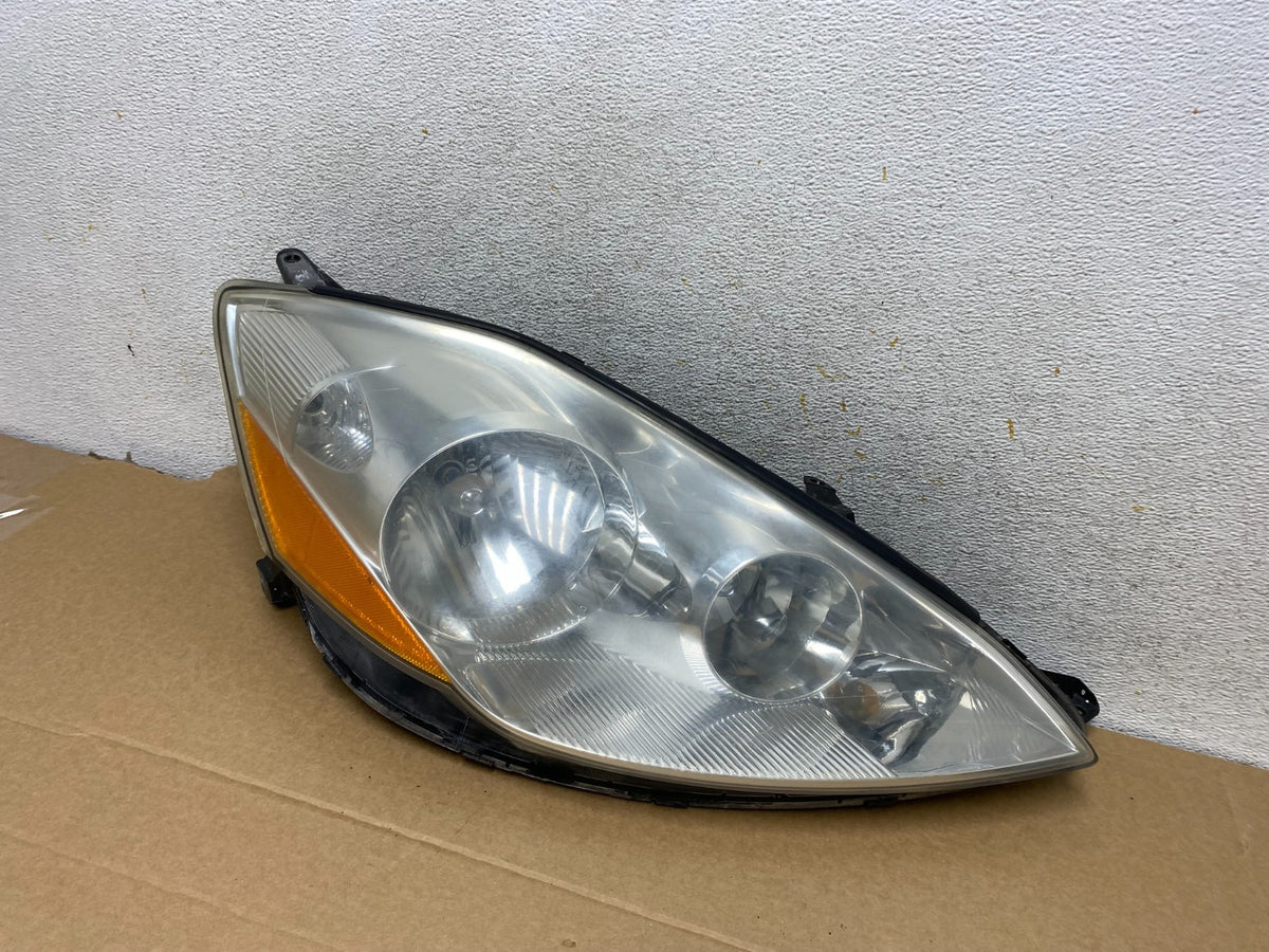 2006 to 2010 Toyota Sienna Right Passenger Rh Side Headlight Halogen AH7712 DW2