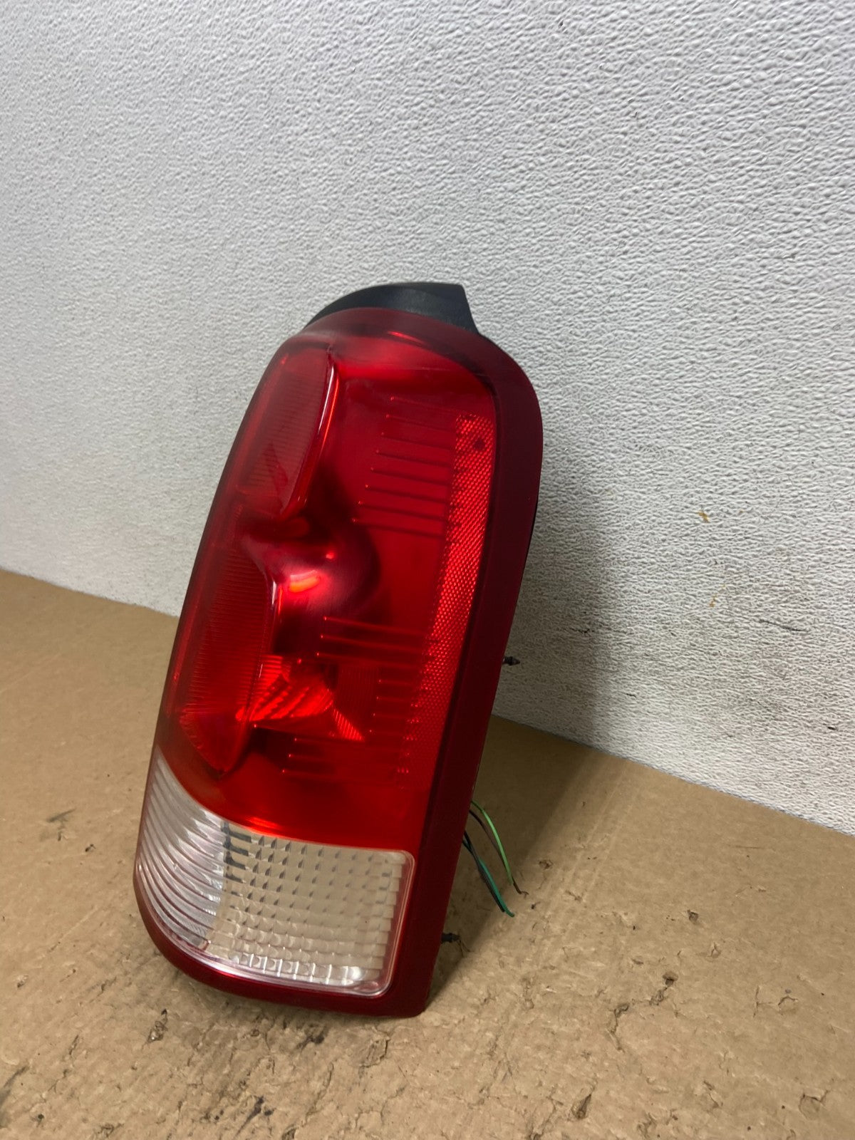 2005 - 2009 Pontiac Montana / Uplander Right Passenger Tail Light AF8440 DW1