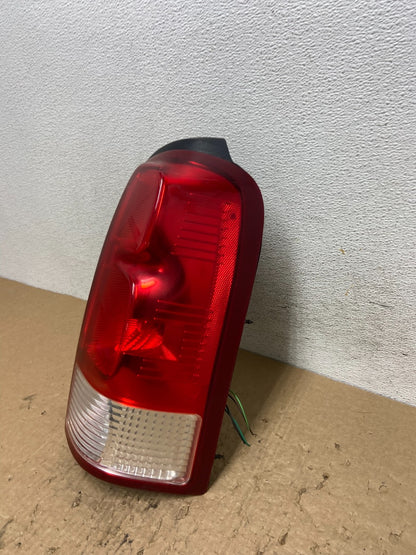2005 - 2009 Pontiac Montana / Uplander Right Passenger Tail Light AF8440 DW1