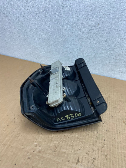 2002 to 2009 Chevrolet Trailblazer Right Passenger Rh Tail Light AC8300 LK6
