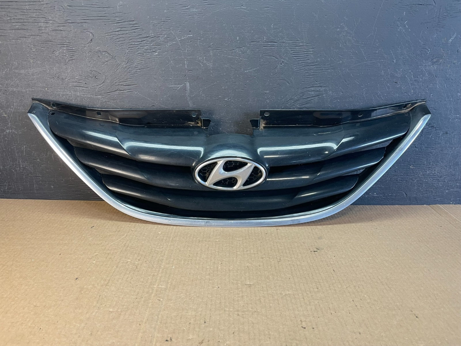 2011 to 2014 Hyundai Sonata Front Upper Grill Grille af3715 DG0