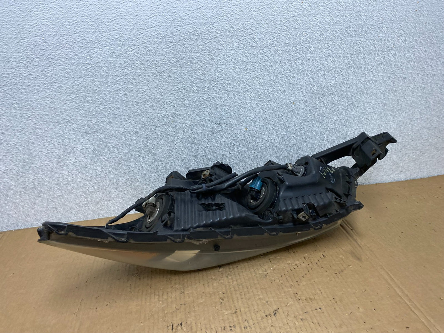 2008 to 2012 Honda Accord Sedan Right Passenger RH Headlight AD1101 DW6