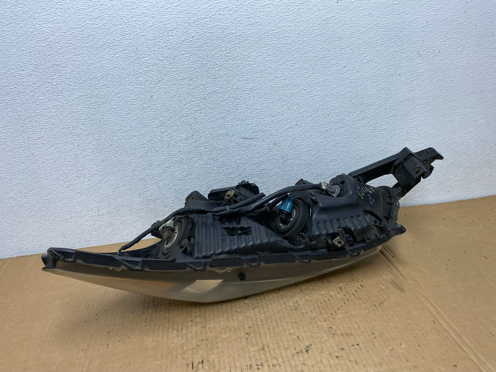 2008 to 2012 Honda Accord Sedan Right Passenger RH Headlight AD1101 DW6