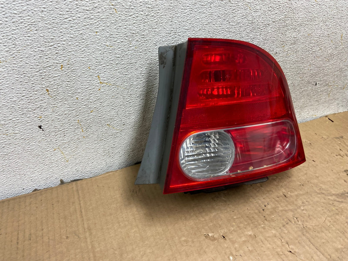 2006 2007 2008 Honda Civic Right Passenger Rh Side Tail Light AI8260 LK2