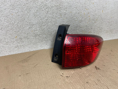 2006-2007 Subaru Tribeca B9 Right Passenger Rh Side Tail Light AH6930 LK1