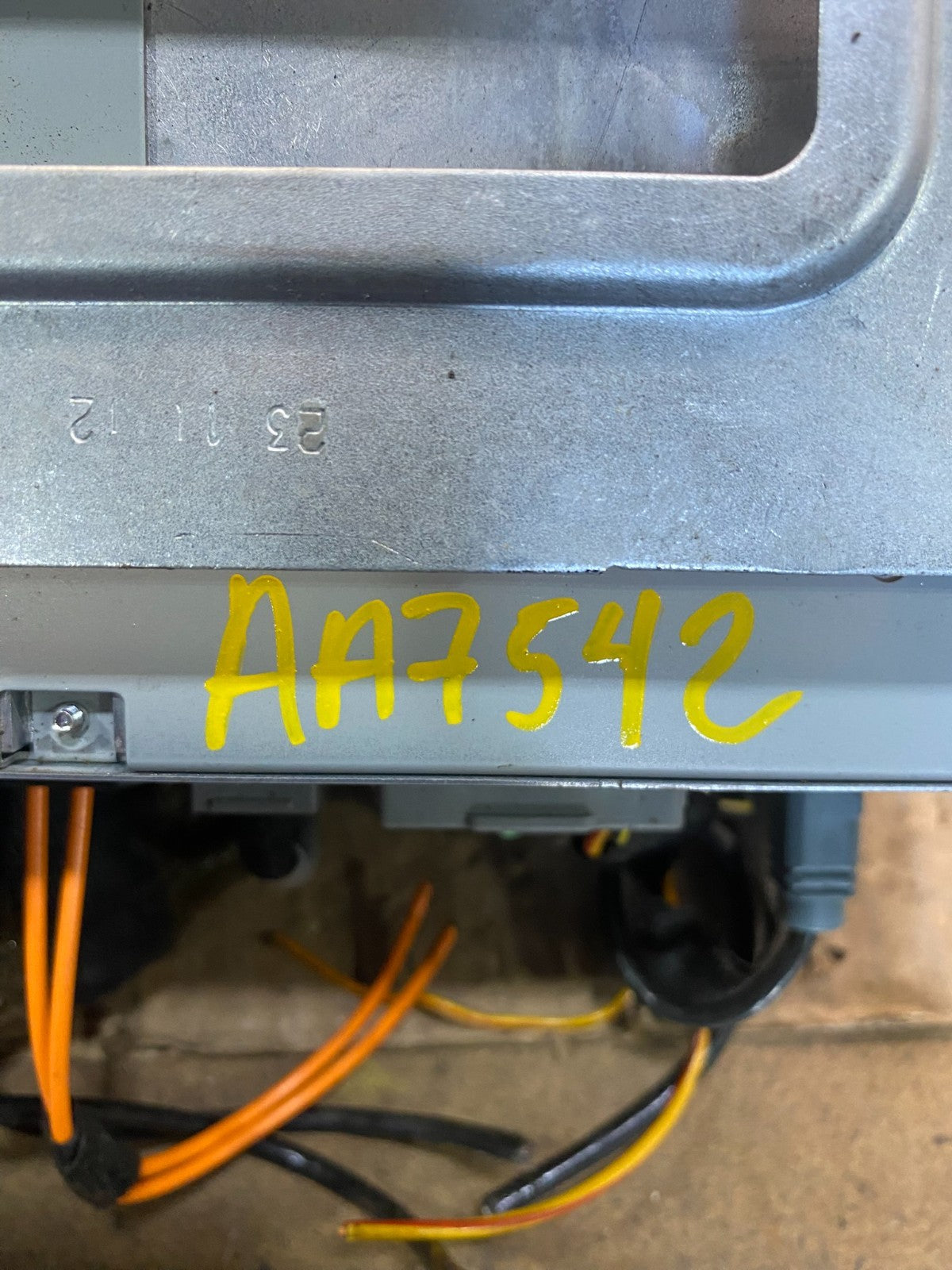 2011-2015 Jaguar Xj Am Fm Cd Player Radio Receiver OEM AA7542 DG7