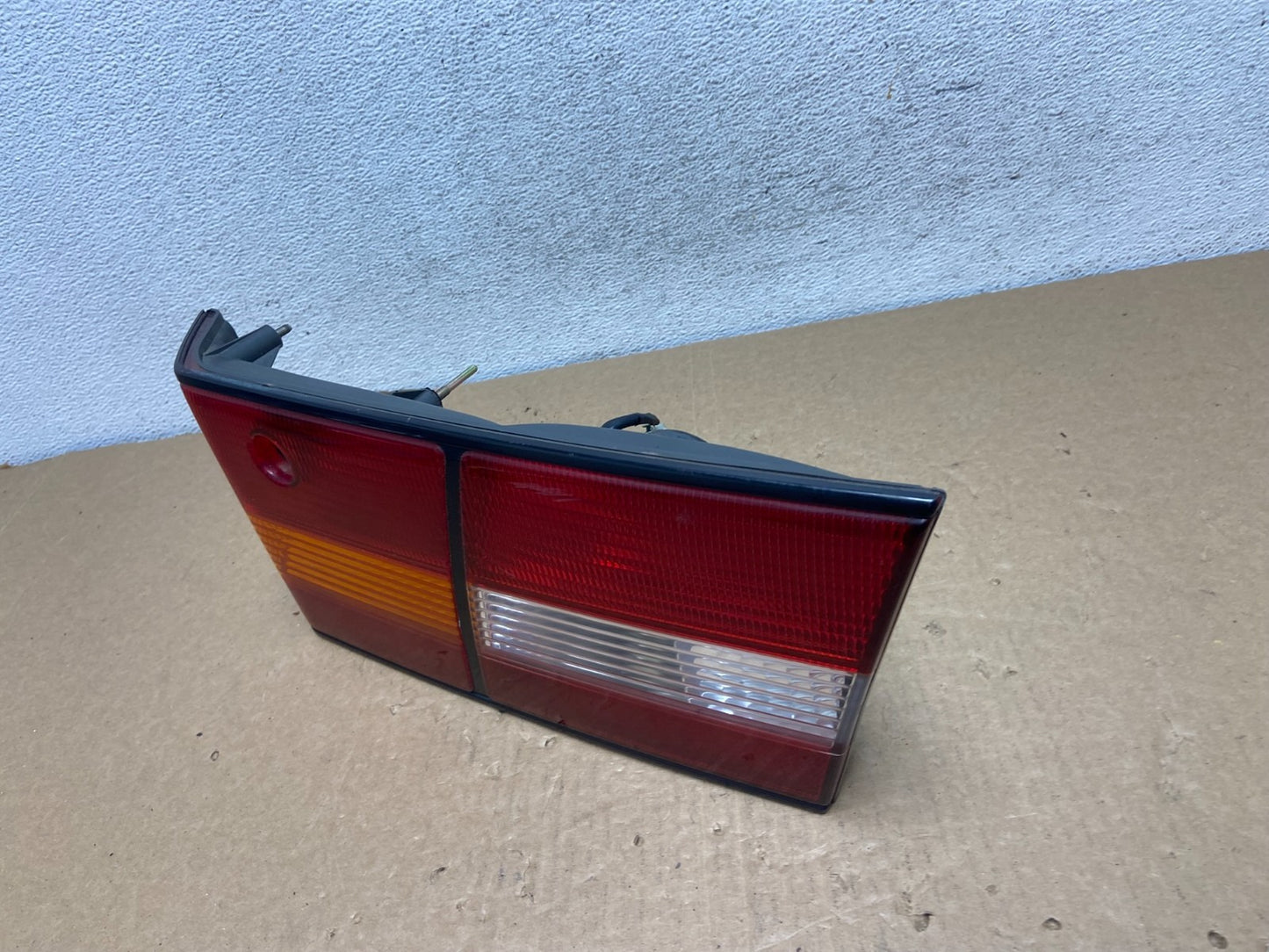 1997 1998 1999 Lexus ES300 Right Passenger Side Tail Light Inner AF7364 DW1