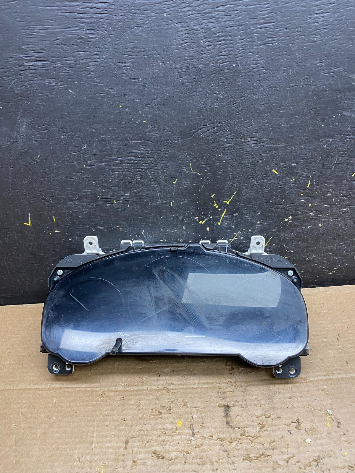 2006 Toyota Sienna Speedometer Cluster Gauge OEM X1388 DG0