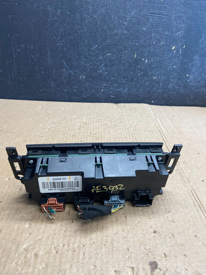 2007 - 2011 Chevrolet Silverado Gmc Sierra A/C Heater Climate Control ae3932 DG3