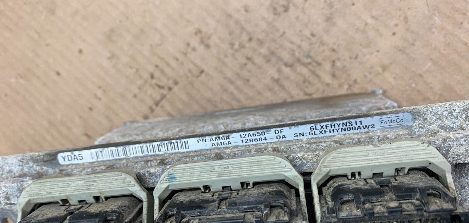 2010 Ford Escape Mariner Engine Control Computer Module am6a-12a650-df D0515 DG13