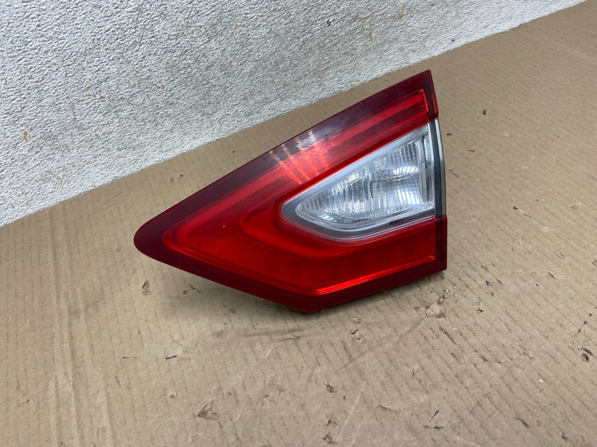 2013 to 2016 Ford Fusion Right Passenger RH Side Tail Light Inner AI9564 LK2