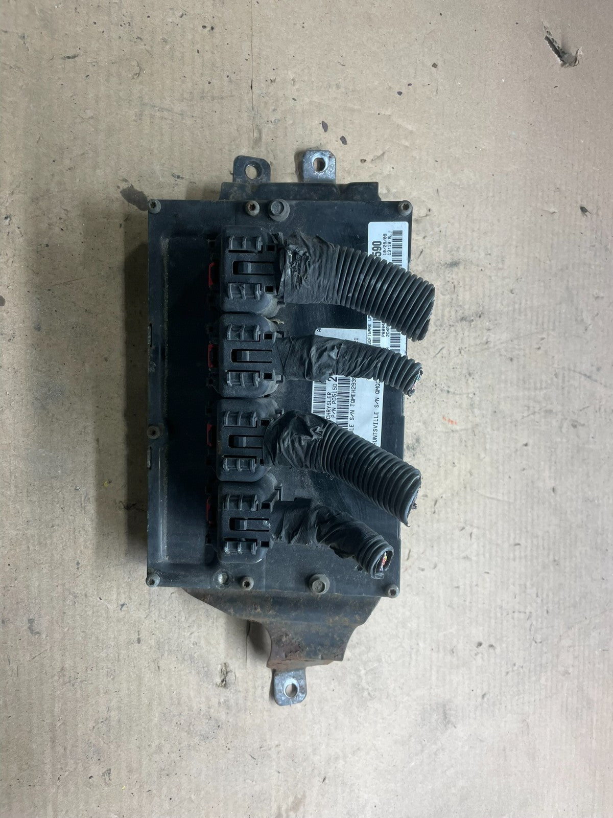 2010 Dodge Caravan 3.3L Engine Computer ECU ECM p7439 DG0