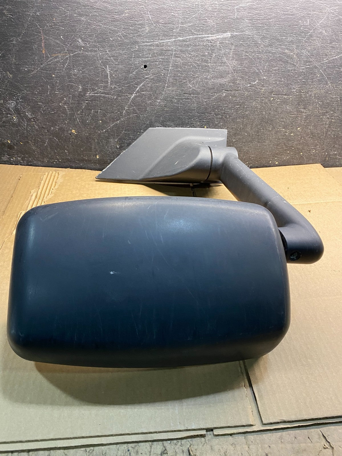 2005 Chevrolet Express G3500 G4500 Right Passenger RH View Mirror Y3554 MS4