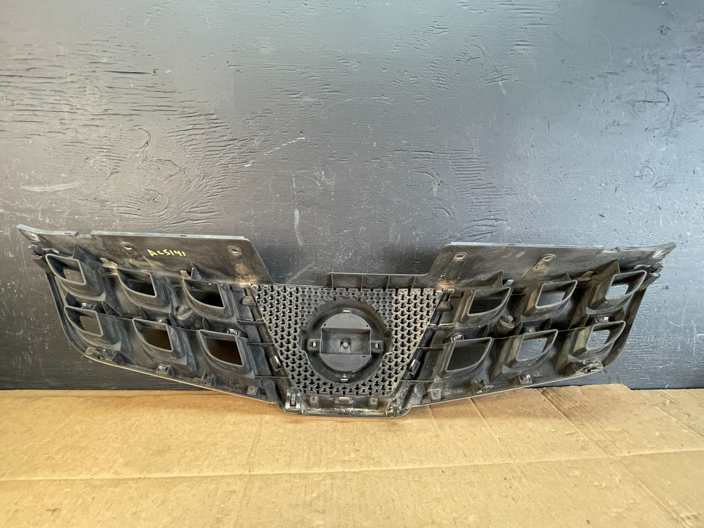 2011 to 2015 Nissan Rogue Front Upper Chrome Grill Grille ac5141 DG3