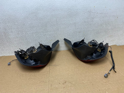 1998-2003 Ford Crown Victoria Left+Right Side Tail Lights Oem W3792 DW11