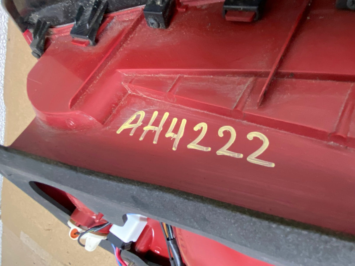2007 2008 2009 Kia Spectra 5 Hatchback Right Passenger Tail Light AH4222 LK6