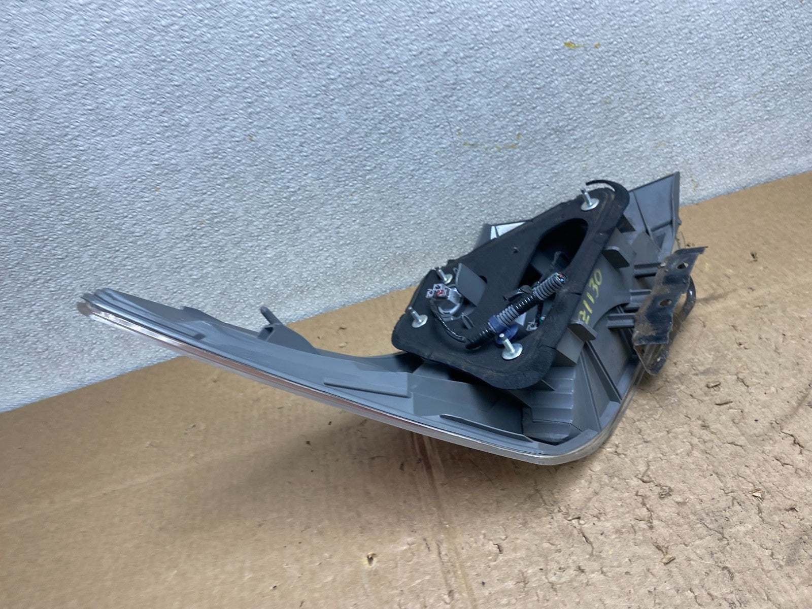 2008 to 2012 Honda Accord Sedan Tail light Right Passenger RH Side Z1130 DW6