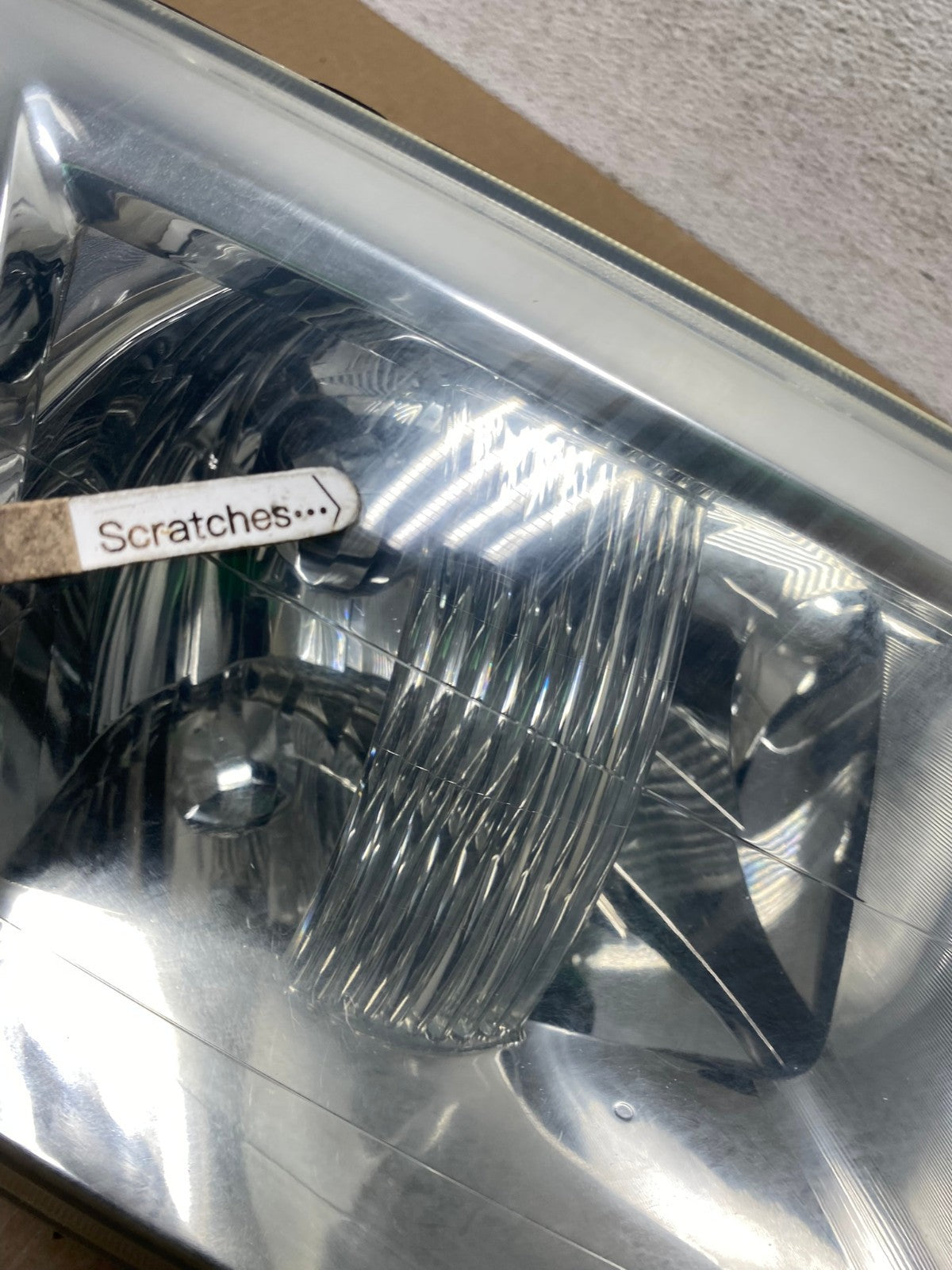 2004 - 2011 Mitsubishi Endeavor Headlight Right Passenger Rh Side AE9630 LK3