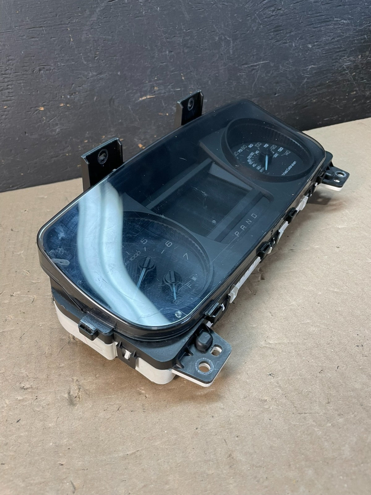 2013 Ford Taurus Speedometer Cluster Gauges DG1T-10849-GK AE3356 DG1
