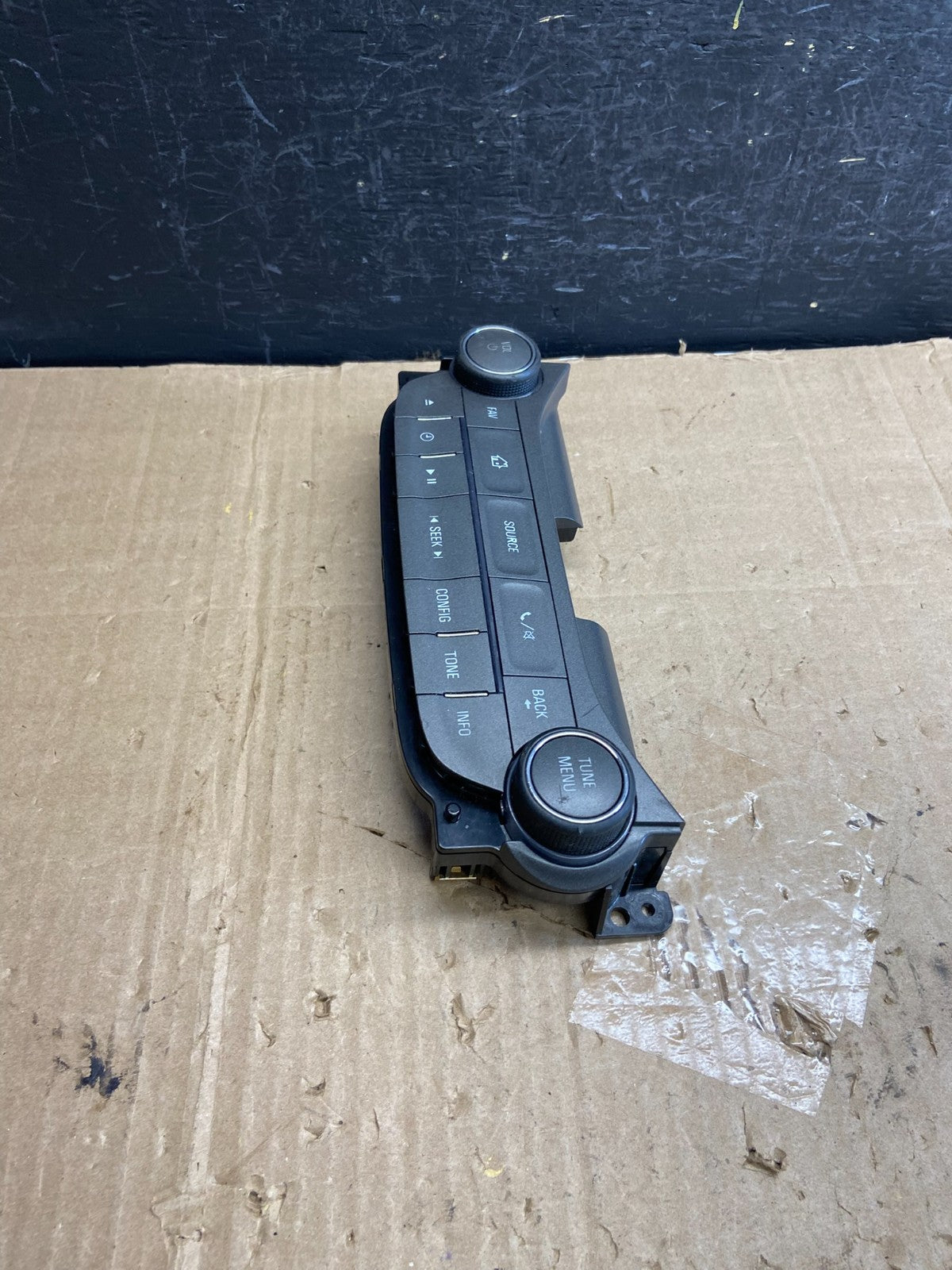 2013 2014 2015 Chevrolet Malibu AM FM Radio Control Panel ae1817 DG2