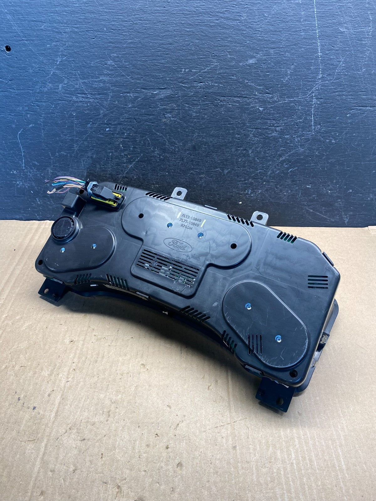 2007 2008 Ford Expedition Speedometer Cluster Gauge 7L1T-10849 AE7585 DG7