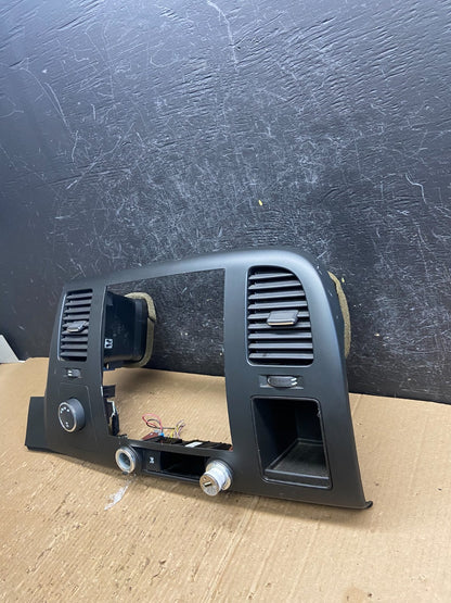 2007 to 2014 Silverado Sierra Center Console Radio Bezel Air Vents AF1649 DG4