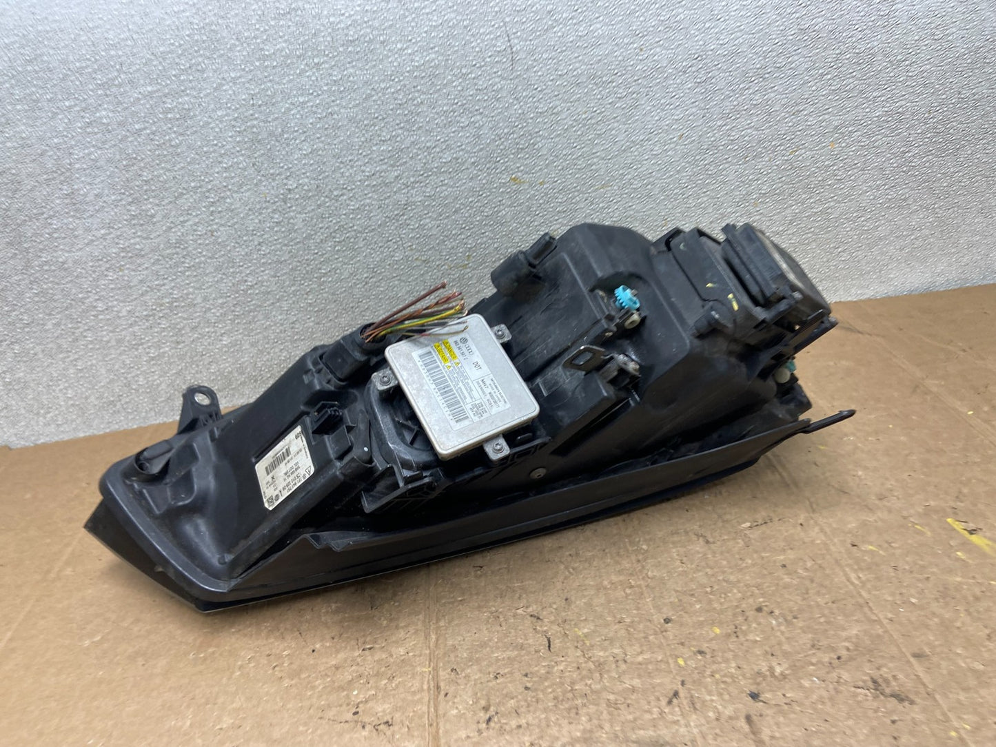 2011 - 2014 Volkswagen Touareg Left Driver LH Xenon Headlight Oem aa3852 DG6