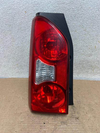 2005 to 2015 Nissan Xterra Tail light Left Driver Lh Side AI0991 LK0